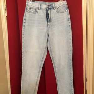 American eagle mom jeans